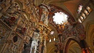 El Transparente is a Baroque altarpiece in the ambulatory of the Cathedral of Toledo. El Transparente is a Baroque altarpiece in the ambulatory of the Cathedral of Toledo.