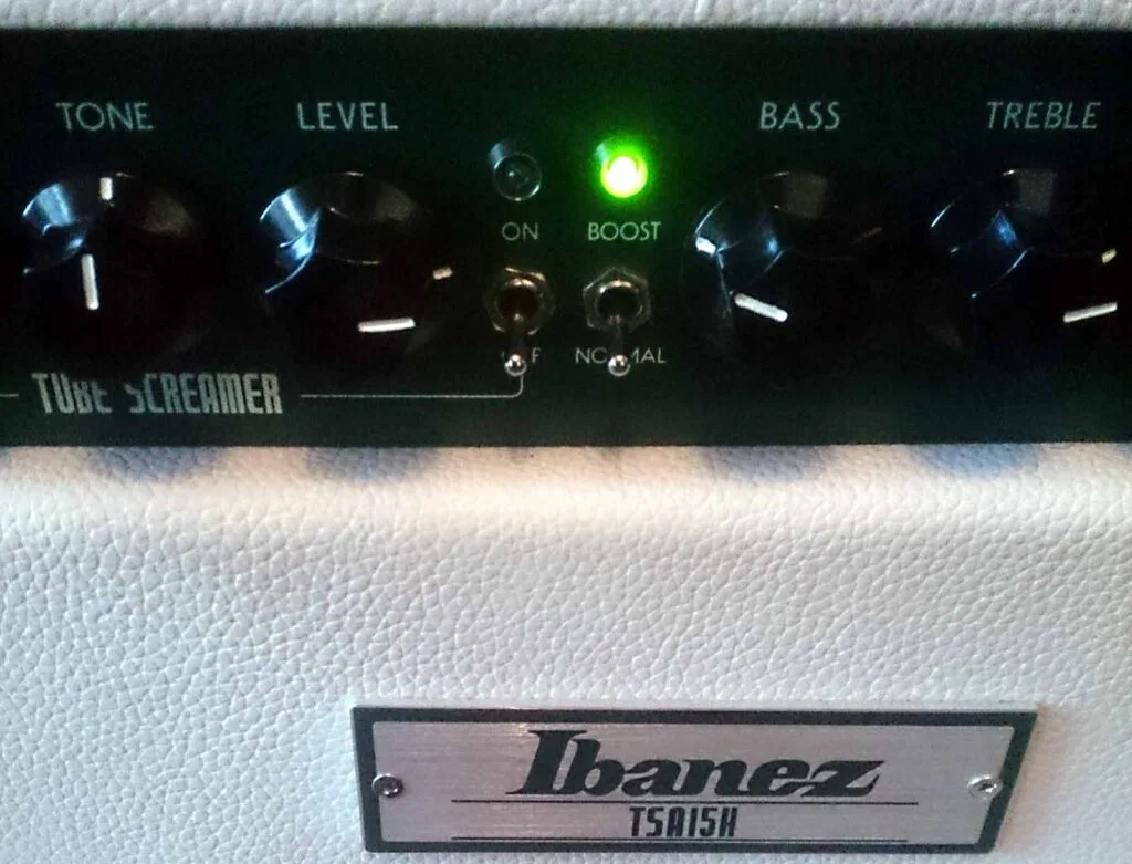 Ibanez Tube Screamer Amp TSA15 close-up