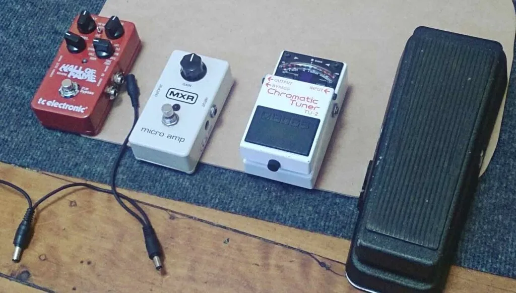 Components used to build a DIY guitar pedalboard