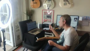 Online vs in person guitar lessons session in Petersham Sydney